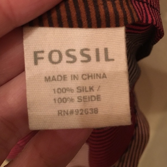 FOSSIL Women 100% Silk Multi-Color Striped Tank Top Size Small - Picture 4 of 6